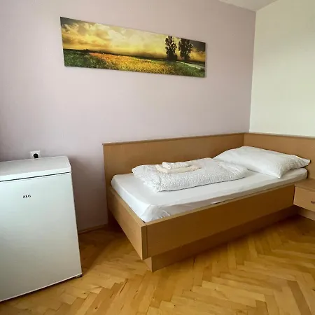 Rosental Self Check-in Gæstehus Ferlach